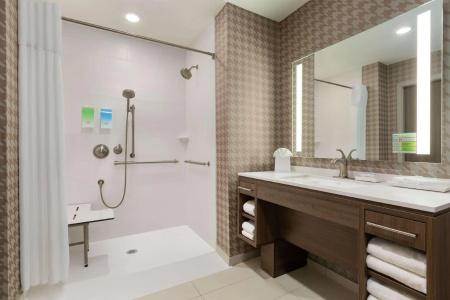 Home2 Suites By Hilton Portland Airport - 87