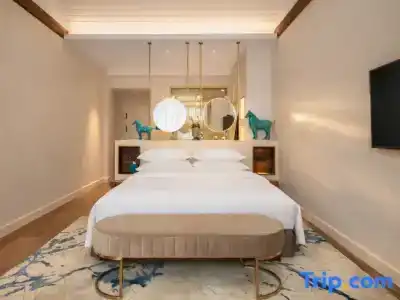 Lijiang Huama - 10