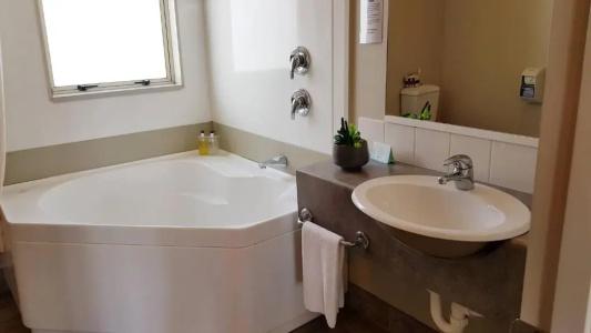 Brougham Heights - 26