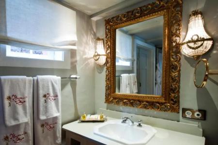 Hacienda de Abajo-Adults Only - 90