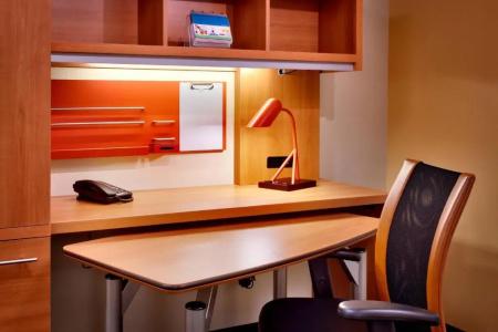 TownePlace Suites by Marriott - 28