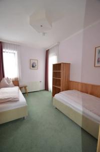 Appartements-Pension Lindenheim - 85