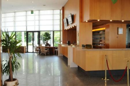 FlyOn & Conference Center - 19