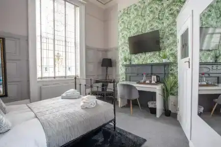 Brunswick Square & Spa - 32