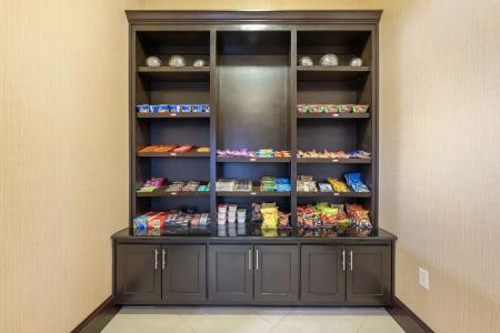 Best Western Plus Suites - 11