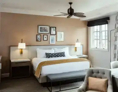 La Valencia - 6