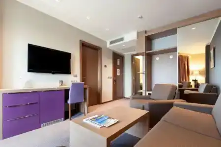 Premier Aqua - 56