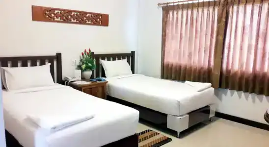 Khum Nakhon - 18