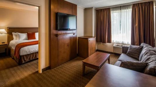 Best Western Plus Guildwood Inn - 58