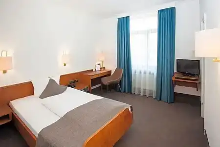 Trip Inn Klee am Park Wiesbaden - 14