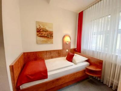 West an der Bockenheimer Warte - 10