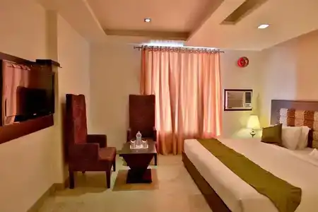 Raya Inn - 36