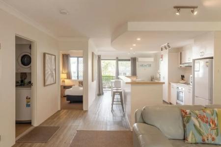 Outrigger Bay - 100