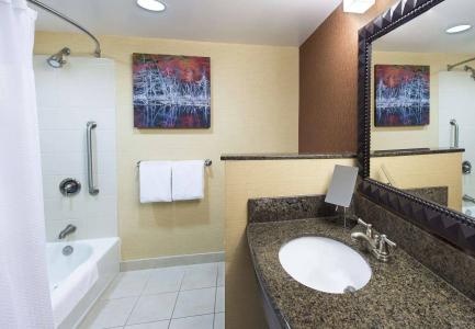 Courtyard Marriott - 8