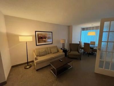 Cambridge Suites - 53