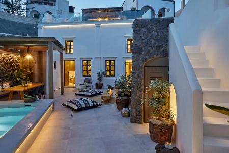 Floria Suites - 103