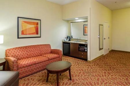 Hilton Garden Inn - 55