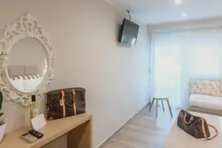Ammos Beach Seaside Luxury Suites - 52
