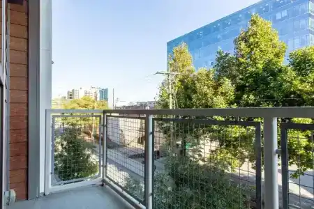 Placemakr Music Row - 40