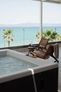 Blue Carpet Luxury Suites - 139
