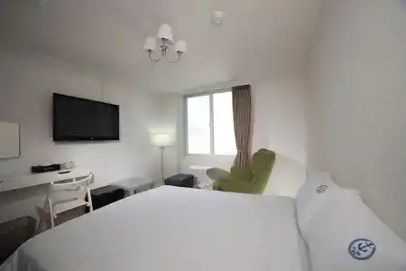 Hillside - 37