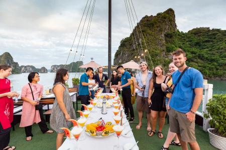 Swan Cruises Halong - 12