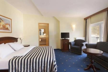 Ramada & Suites Kranjska Gora - 35