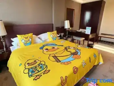 Kunming Wenhui - 25