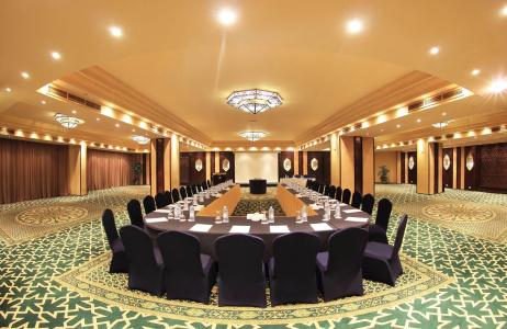 Pyramisa Suites Cairo - 28