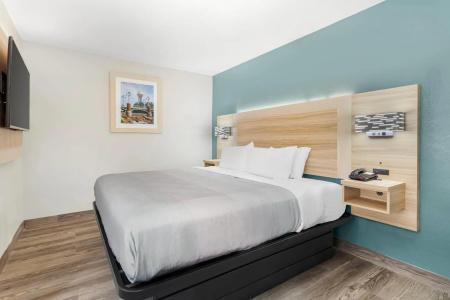 Microtel Inn by Wyndham - 4
