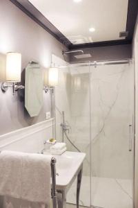Florence Luxury Suites and Wellness - 6