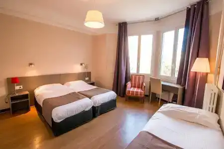 Hôtel Mondial - 5