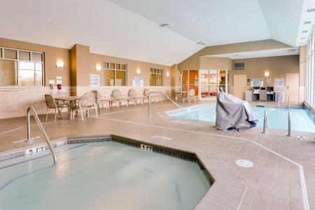 Drury Inn & Suites - 6