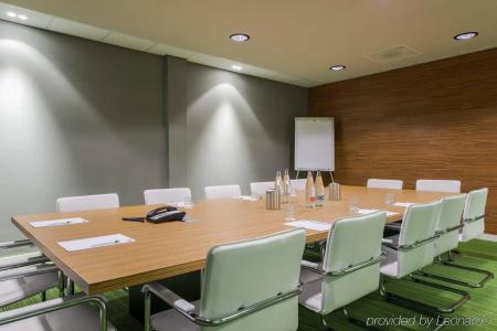 Holiday Inn Express Utrecht - Papendorp, An Ihg - 17