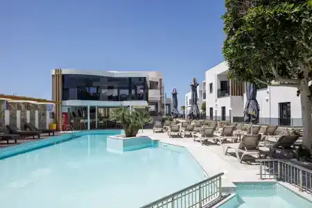 Golden Bay Boutique & Bungalows - 12
