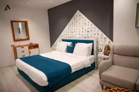 Elite Pyramids Boutique - 147