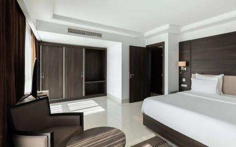 Radisson - 4