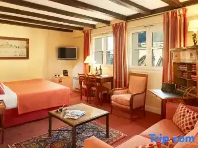 Relais Du Louvre - 111
