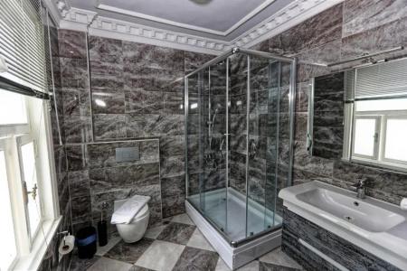 Romantic Mansion - 40