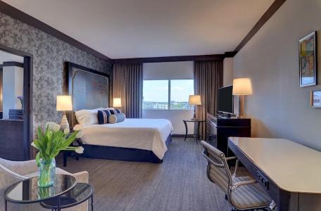 Loews Vanderbilt - 112