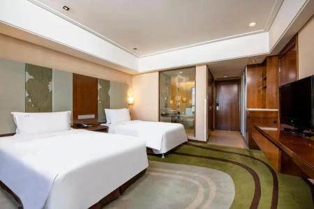 Holiday Inn Qingdao City Center, An Ihg - 57