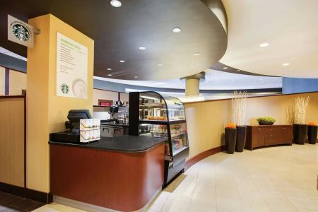 Courtyard by Marriott Downtown - 1