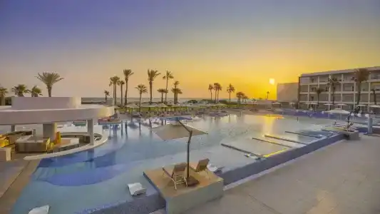 Hilton Skanes Beach - 16
