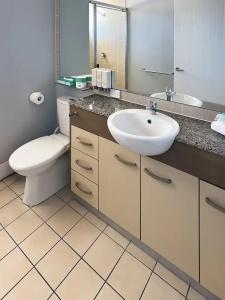 Caloundra Central Apartment - 93