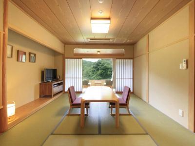 Shimoda Central - 24