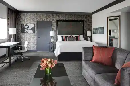 Loews Vanderbilt - 71
