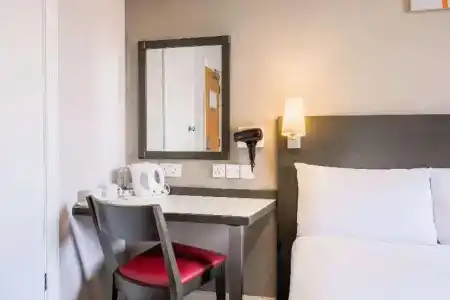 Comfort Inn London - Westminster - 43
