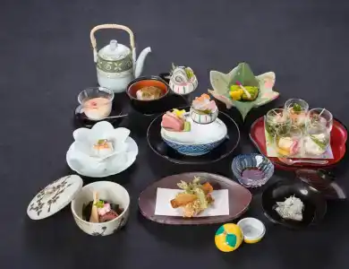 Kappo Ryokan Shiroyama - 12
