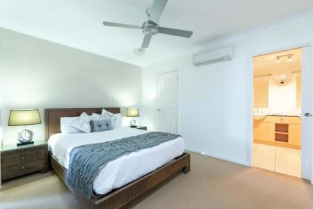 Cairns City - 64