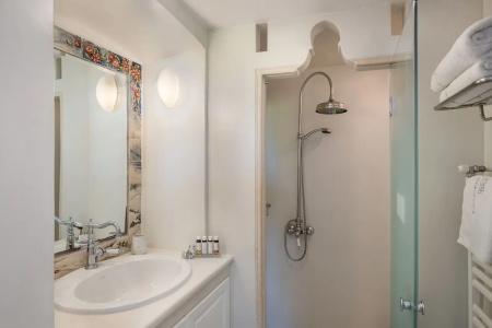 Four Seasons Hydra Luxury Suites - 62